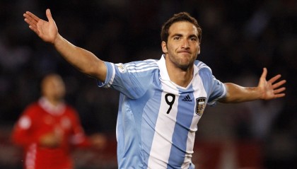 开云体育官网入口-_虚拟实境自行车赛：穿越全球名胜_，驾驶自行车虚拟